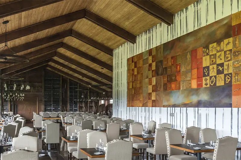 Dining room area at the Rio Serrano Hotel & Spa