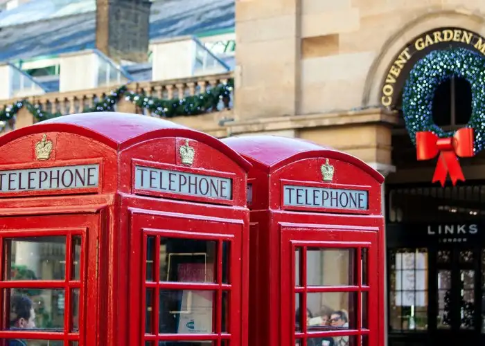 london phone booths holiday decorations