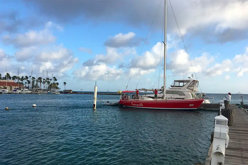 tranquilo tours sailboat aruba.